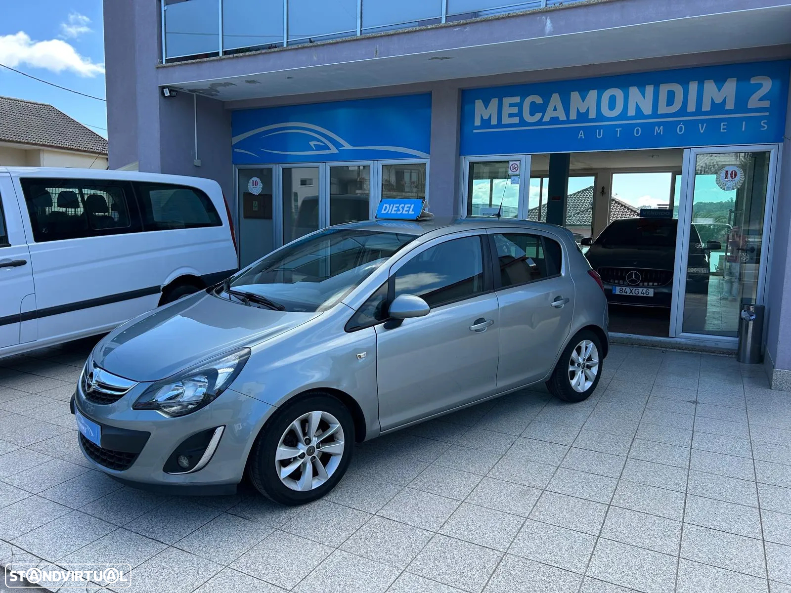 Opel Corsa 1.3 CDTi Cosmo - 2