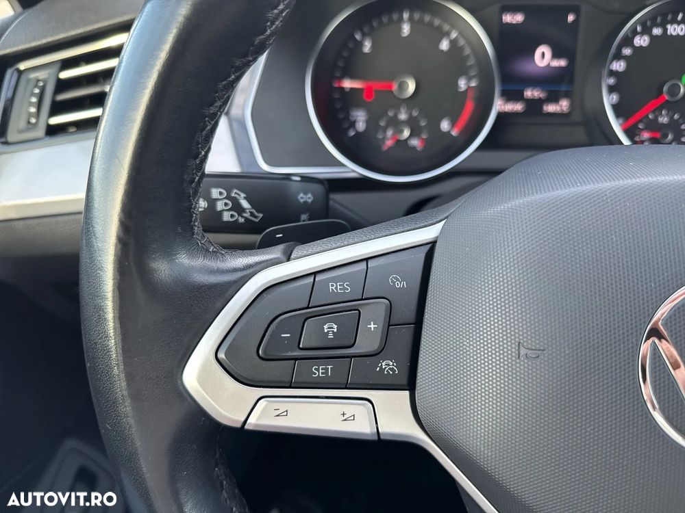 Volkswagen Passat 2.0 TDI DSG Comfortline - 14