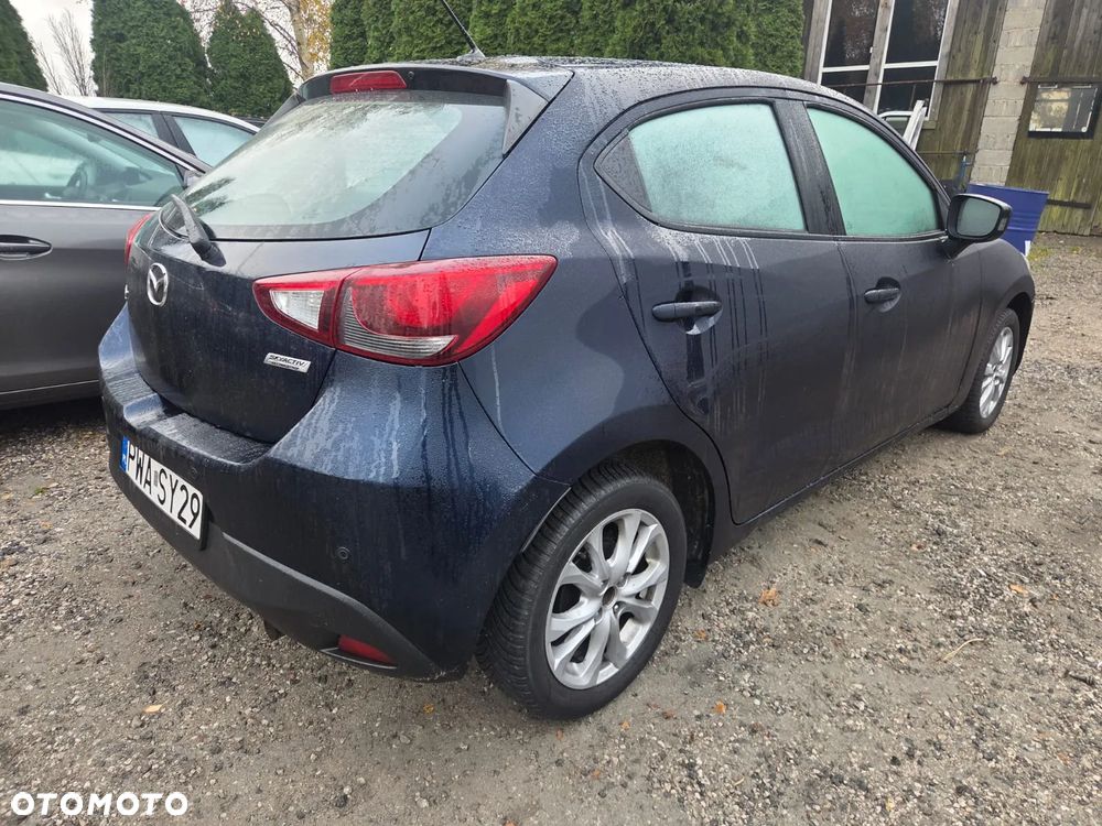 Mazda 2 - 3