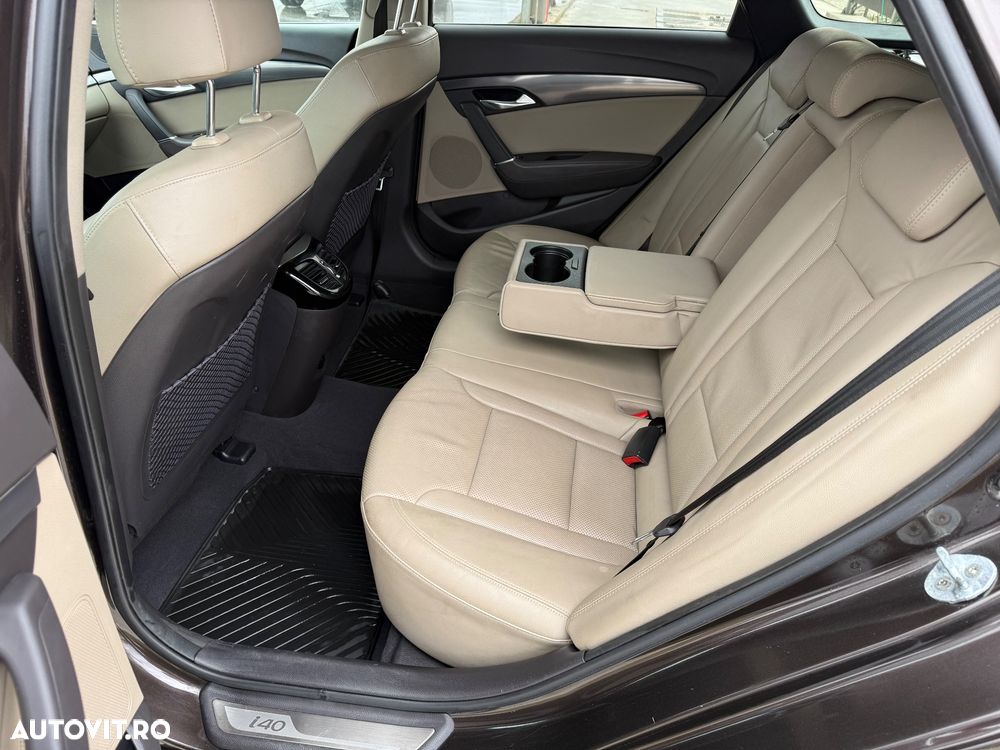 Hyundai i40 1.7 CRDI CW 7DCT ISG Supreme Pack+ - 8