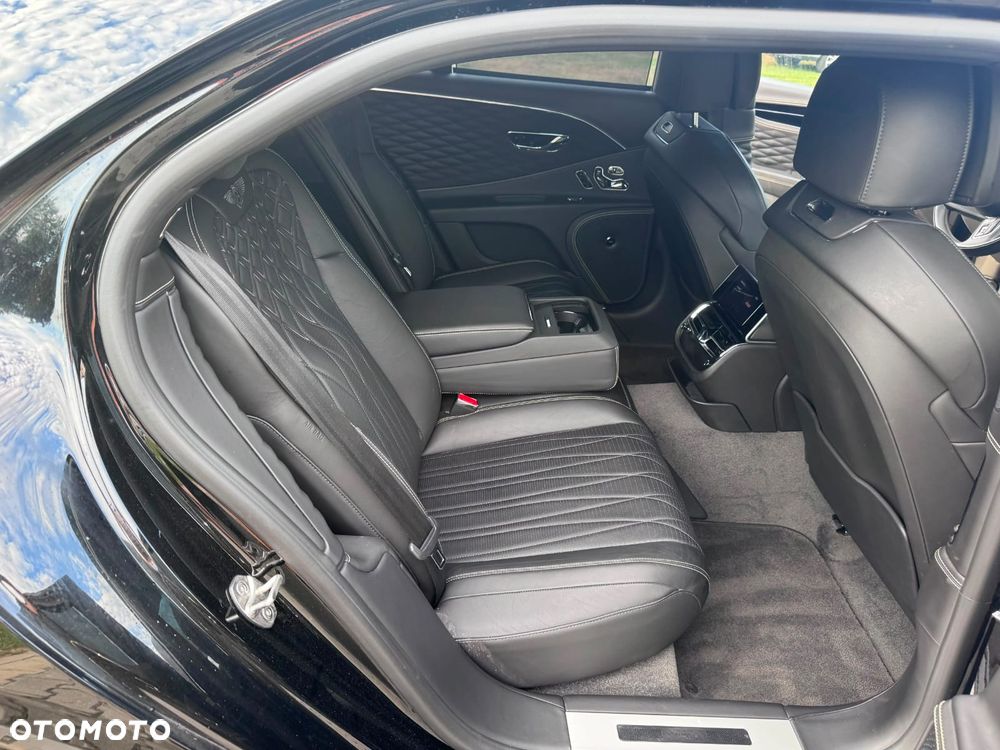 Bentley Flying Spur - 7