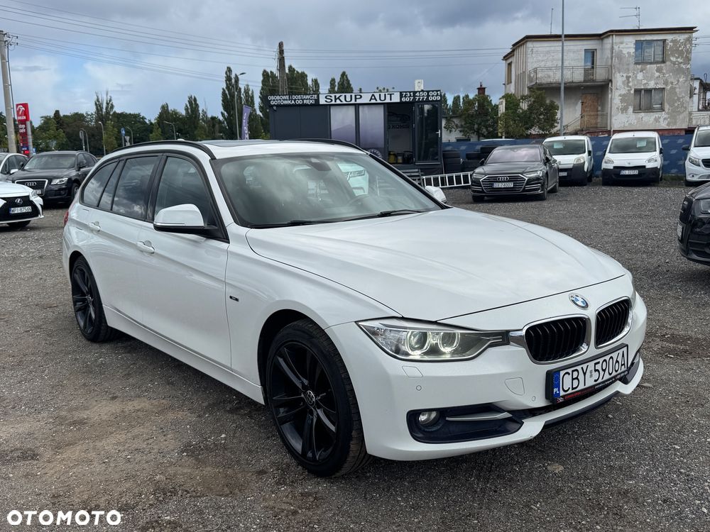 BMW Seria 3 320d xDrive Sport Line - 30