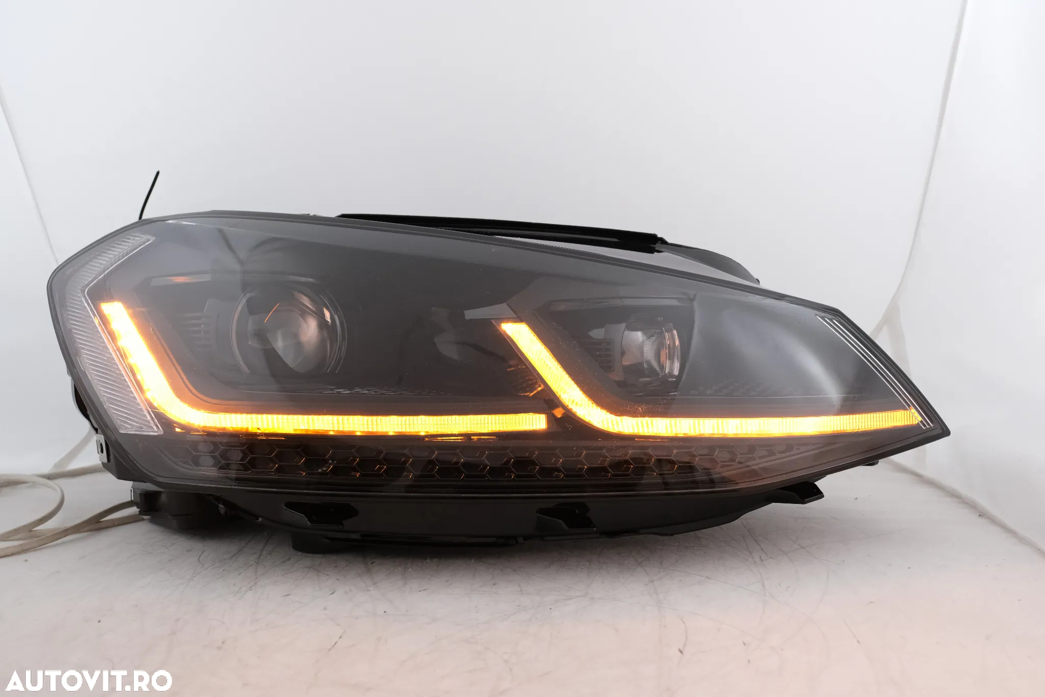 Faruri LED VW Golf 7 VII (2012-2017) Facelift G7.5 Design cu Semnal Dinamic - 4