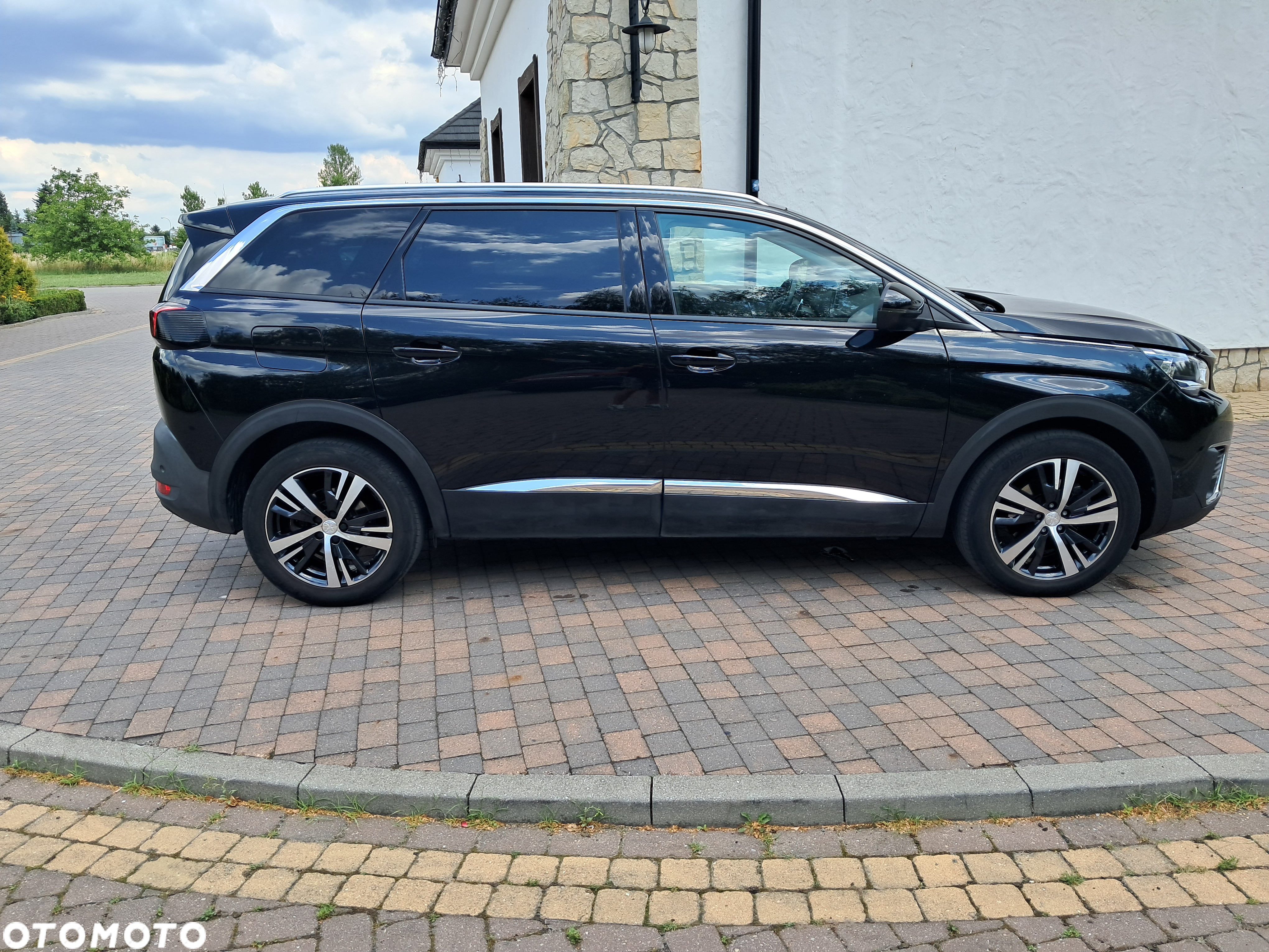 Peugeot 5008 1.5 BlueHDi Allure S&S EAT8 - 5