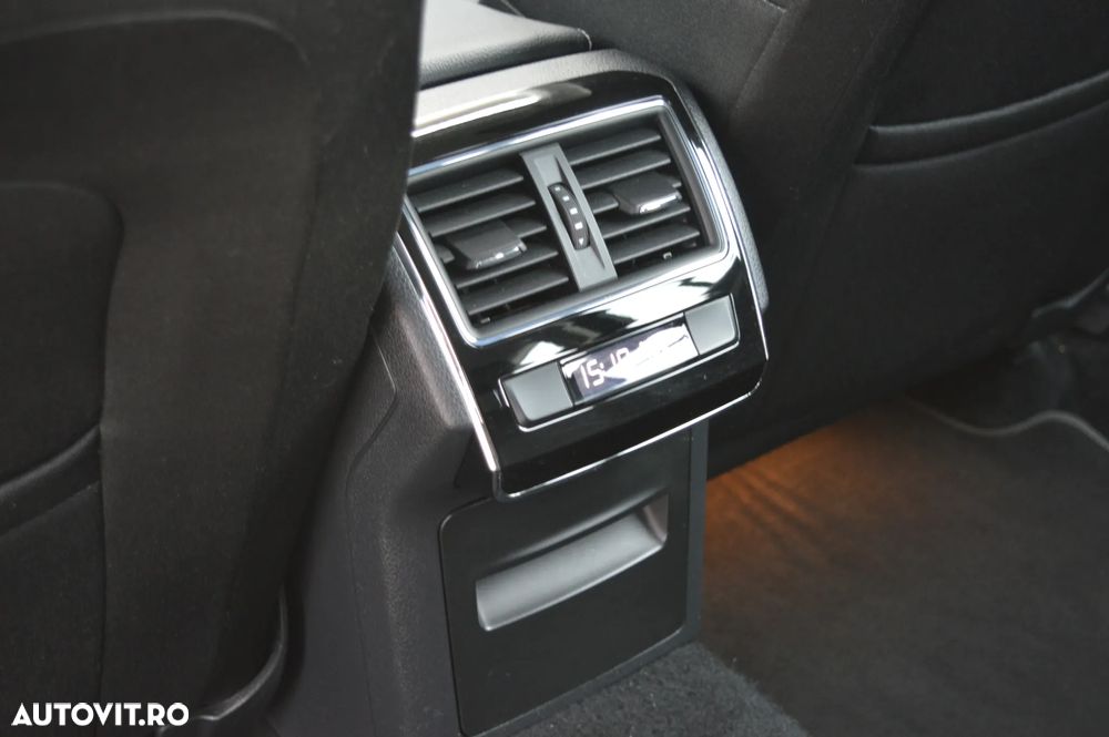 Skoda Superb 2.0 TDI DSG Ambition - 32