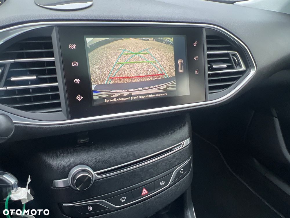 Peugeot 308 BlueHDi 120 Stop & Start Niveau 2 Business-Line - 17