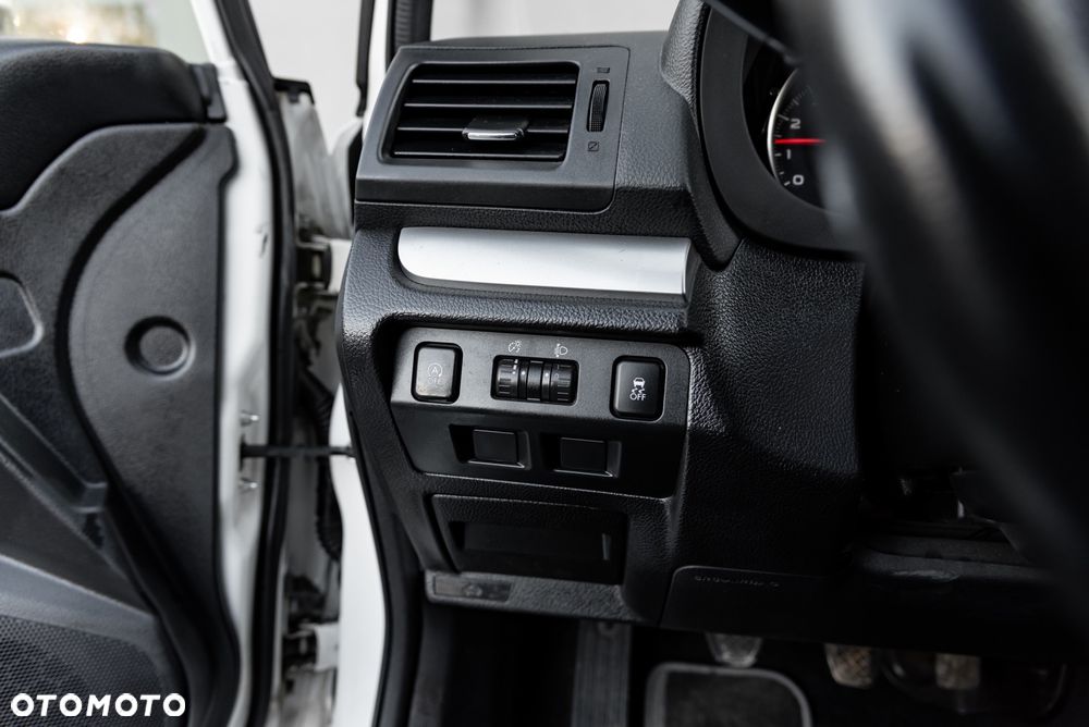 Subaru XV 2.0i Exclusive - 24