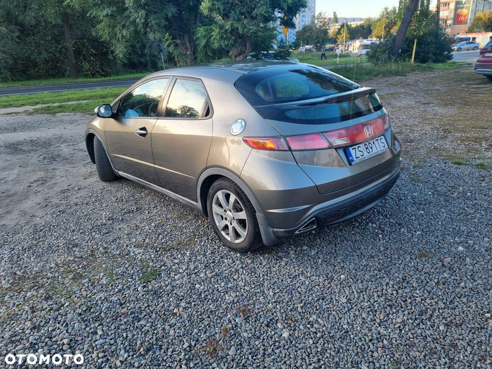 Honda Civic - 4