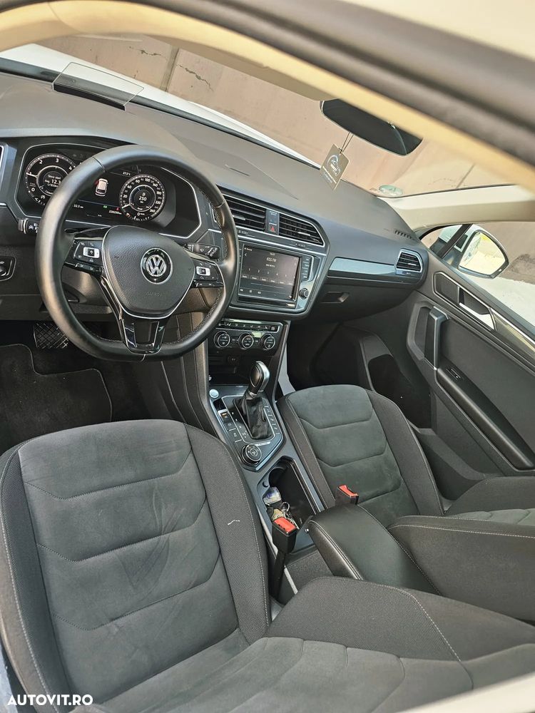 Volkswagen Tiguan 2.0 TDI SCR 4MOTION DSG Highline - 12