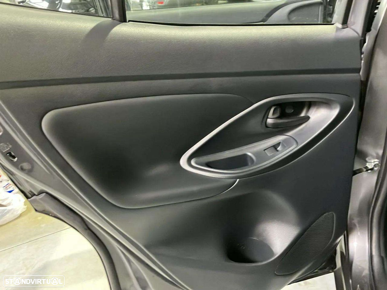 Toyota Yaris Cross 1.5 HDF Exclusive - 21