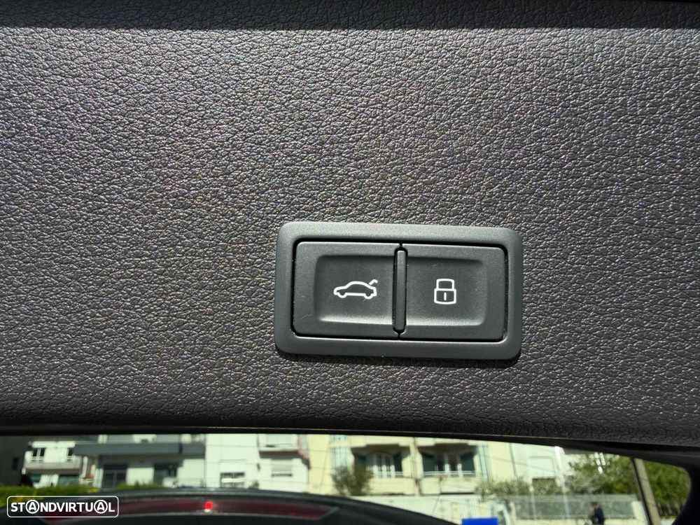 Audi e-tron 55 quattro S line - 15