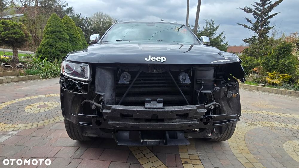 Jeep Grand Cherokee - 4
