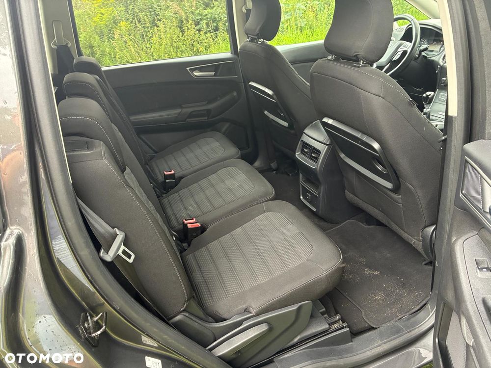 Ford Galaxy - 9