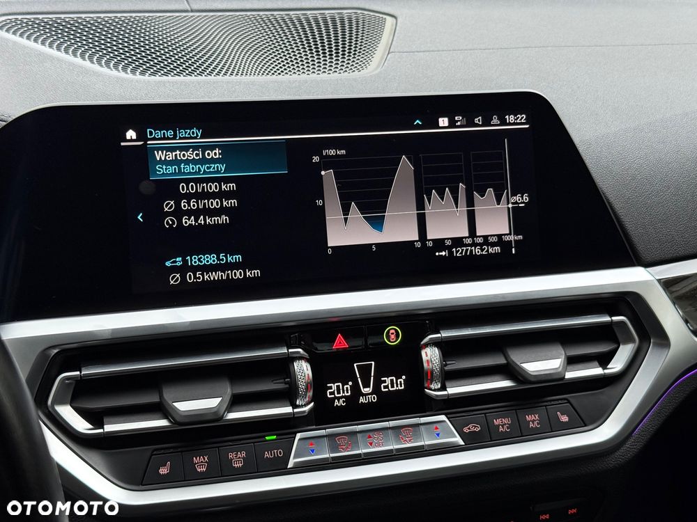 BMW Seria 3 330e M Sport - 23