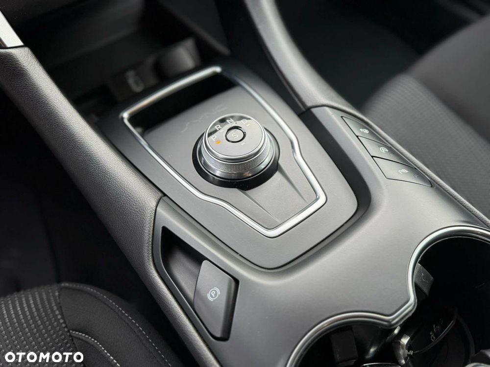 Ford Mondeo 2.0 EcoBlue Titanium - 14