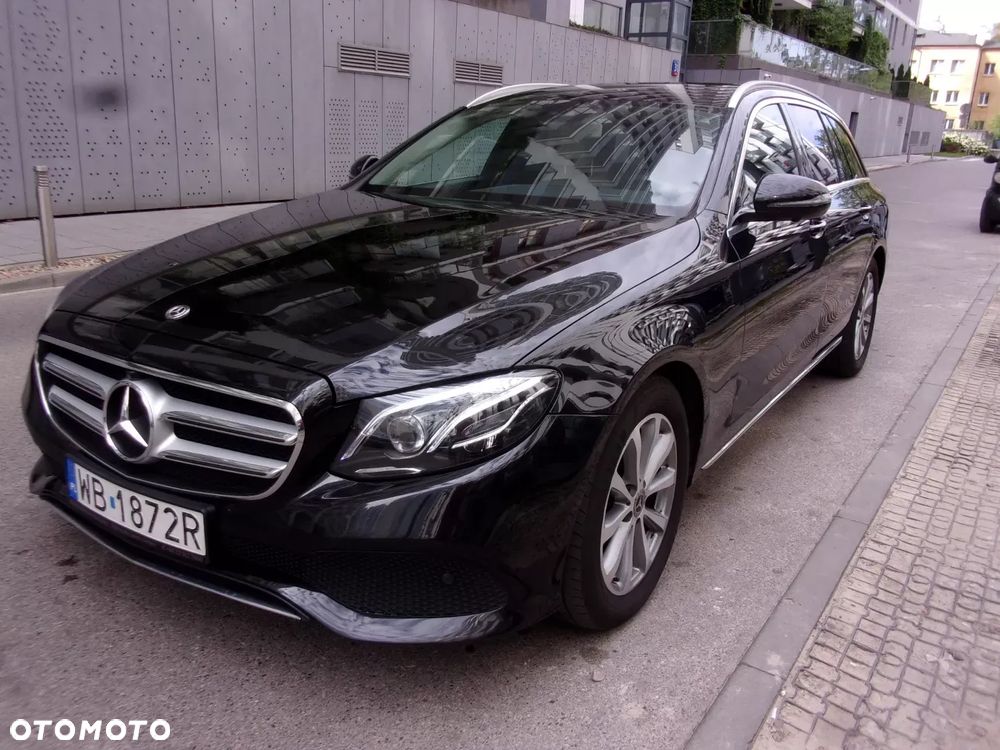 Mercedes-Benz Klasa E 220 d 4-Matic 9G-TRONIC - 10
