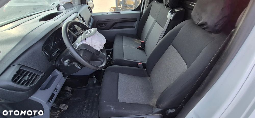 Opel VIVARO - 19