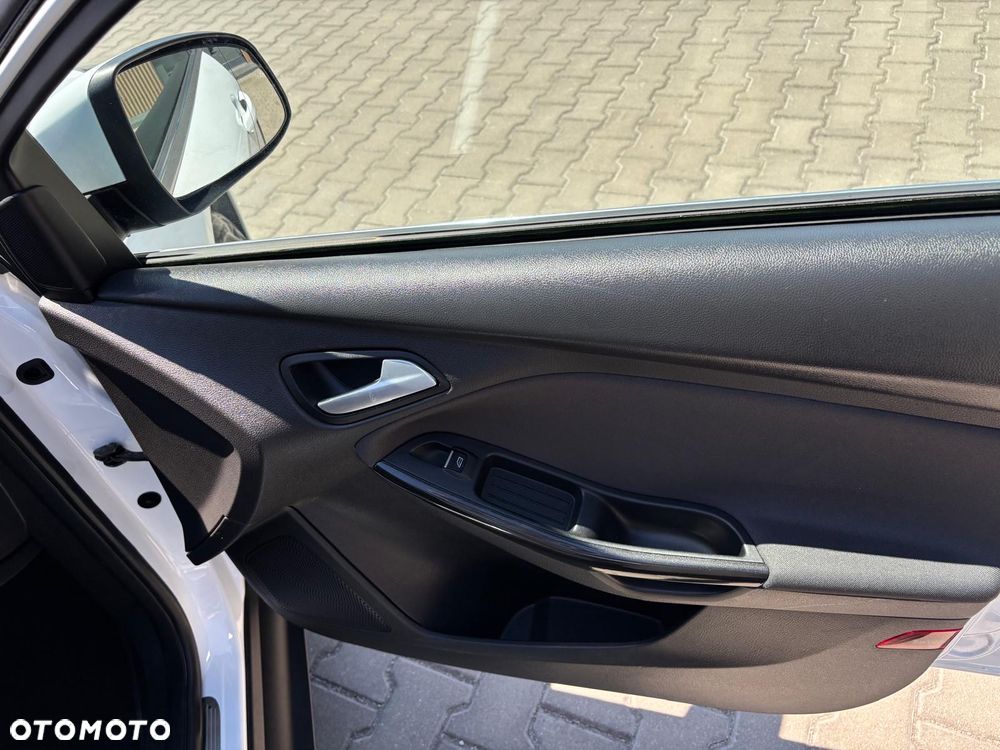 Ford Focus - 22