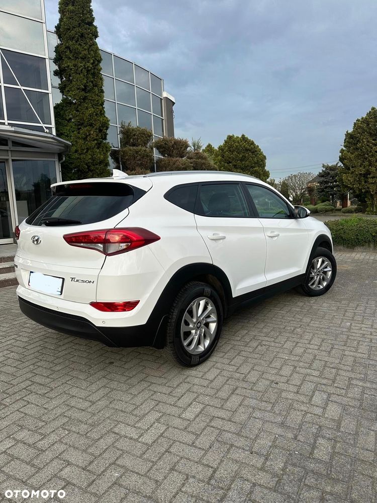 Hyundai Tucson 1.6 GDI BlueDrive Comfort 2WD - 9