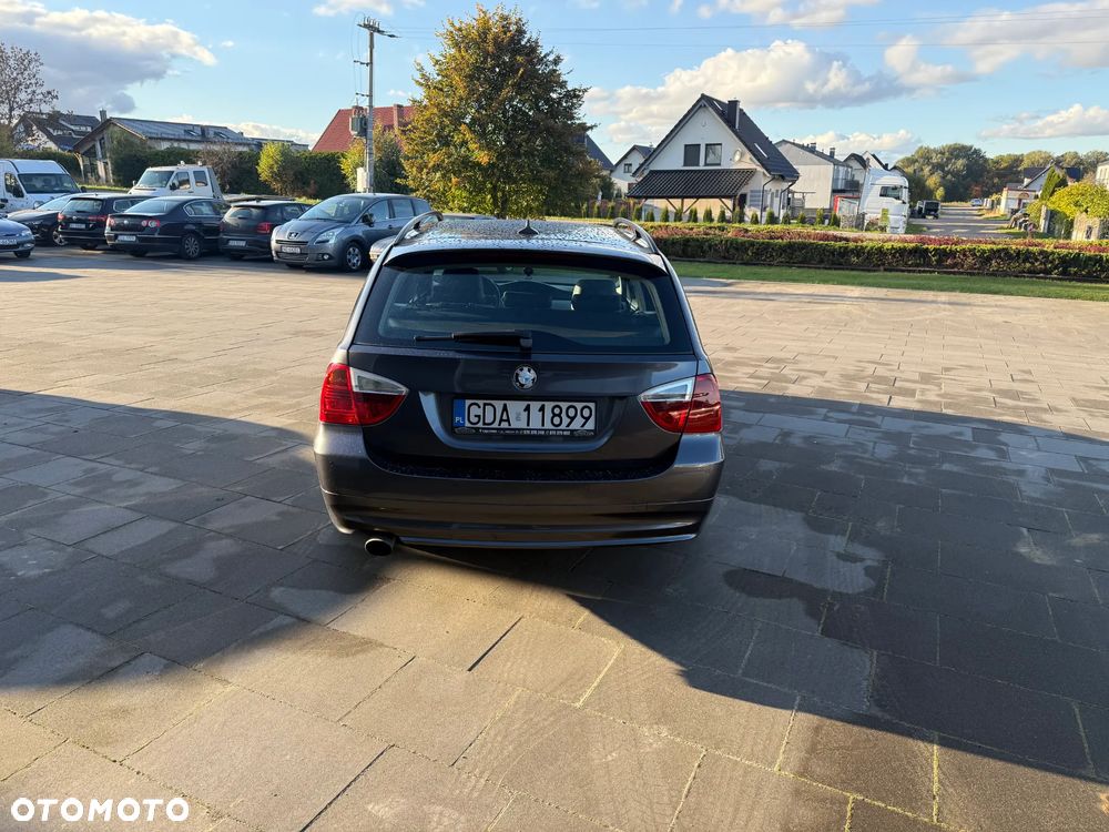 BMW Seria 3 - 4