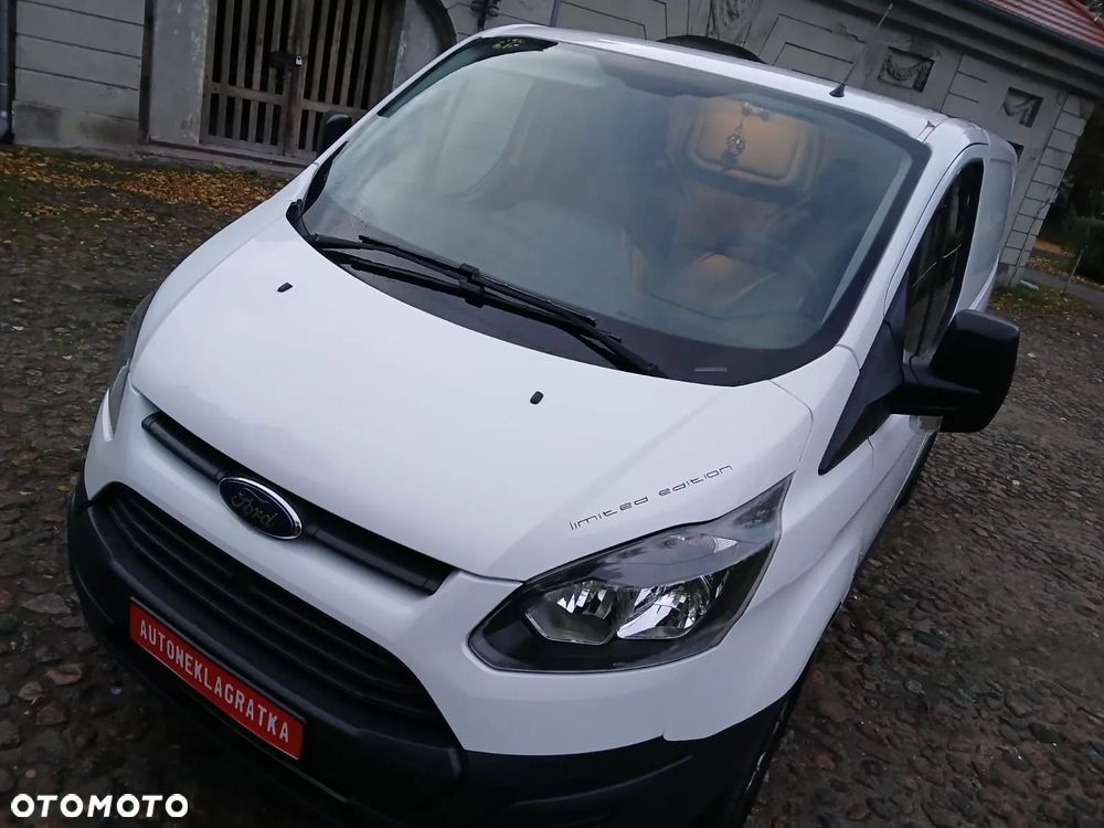 Ford TRANSIT CUSTOM - 19