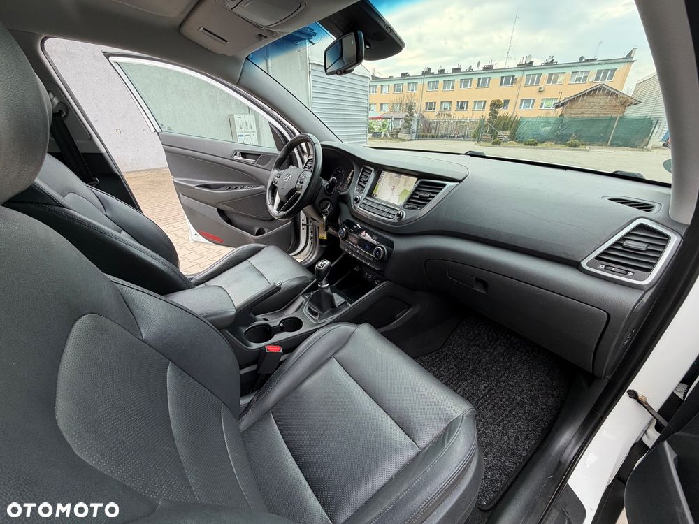 Hyundai Tucson 1.6 GDi 2WD Select - 14