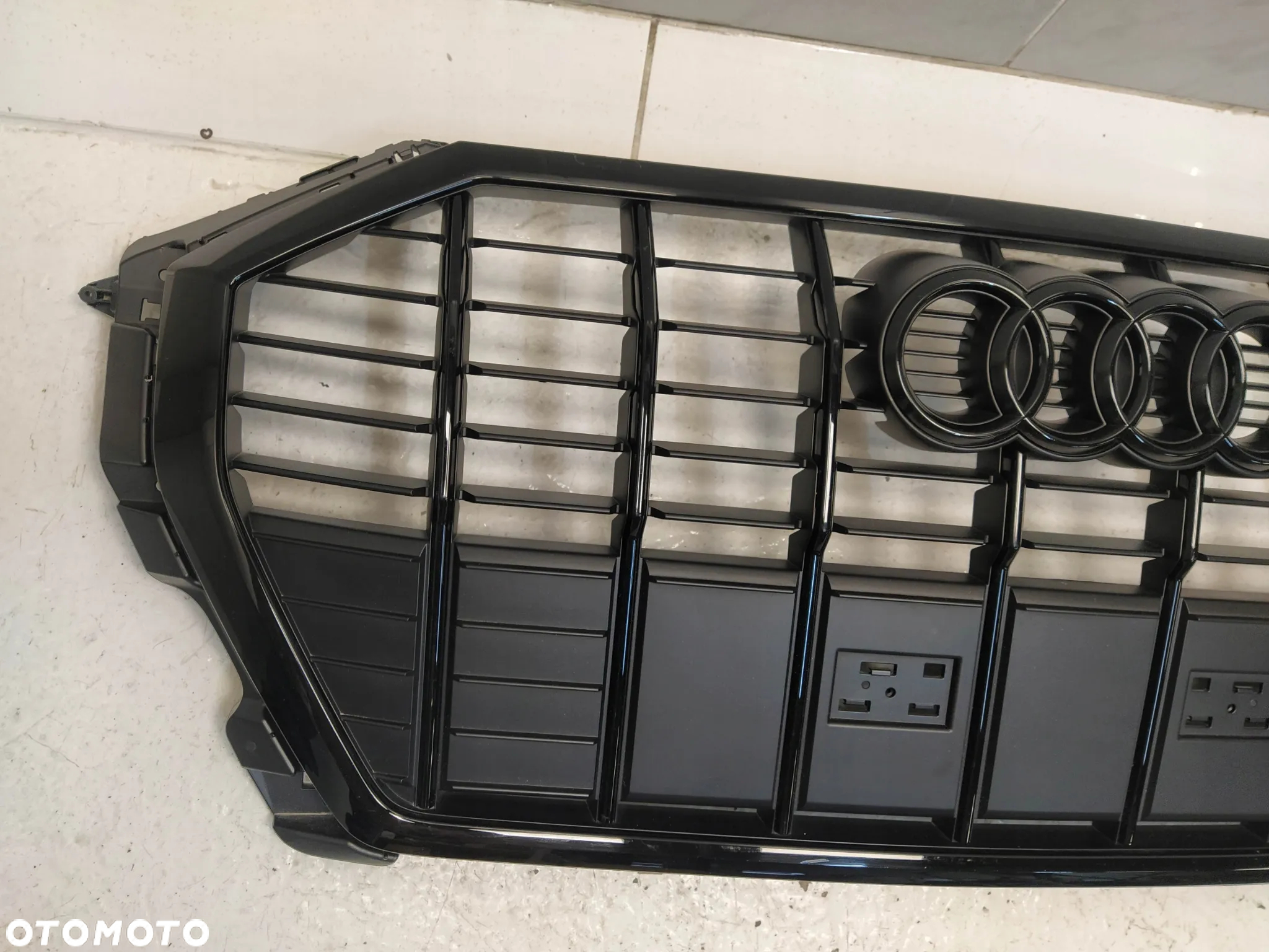 AUDI Q3 83A 83F GRILL ATRAPA CHŁODNICY CZARNY NOWY ORYGINAŁ - 2