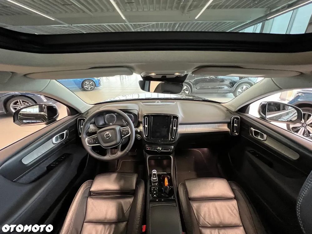 Volvo XC 40 D4 AWD Geartronic Inscription - 22