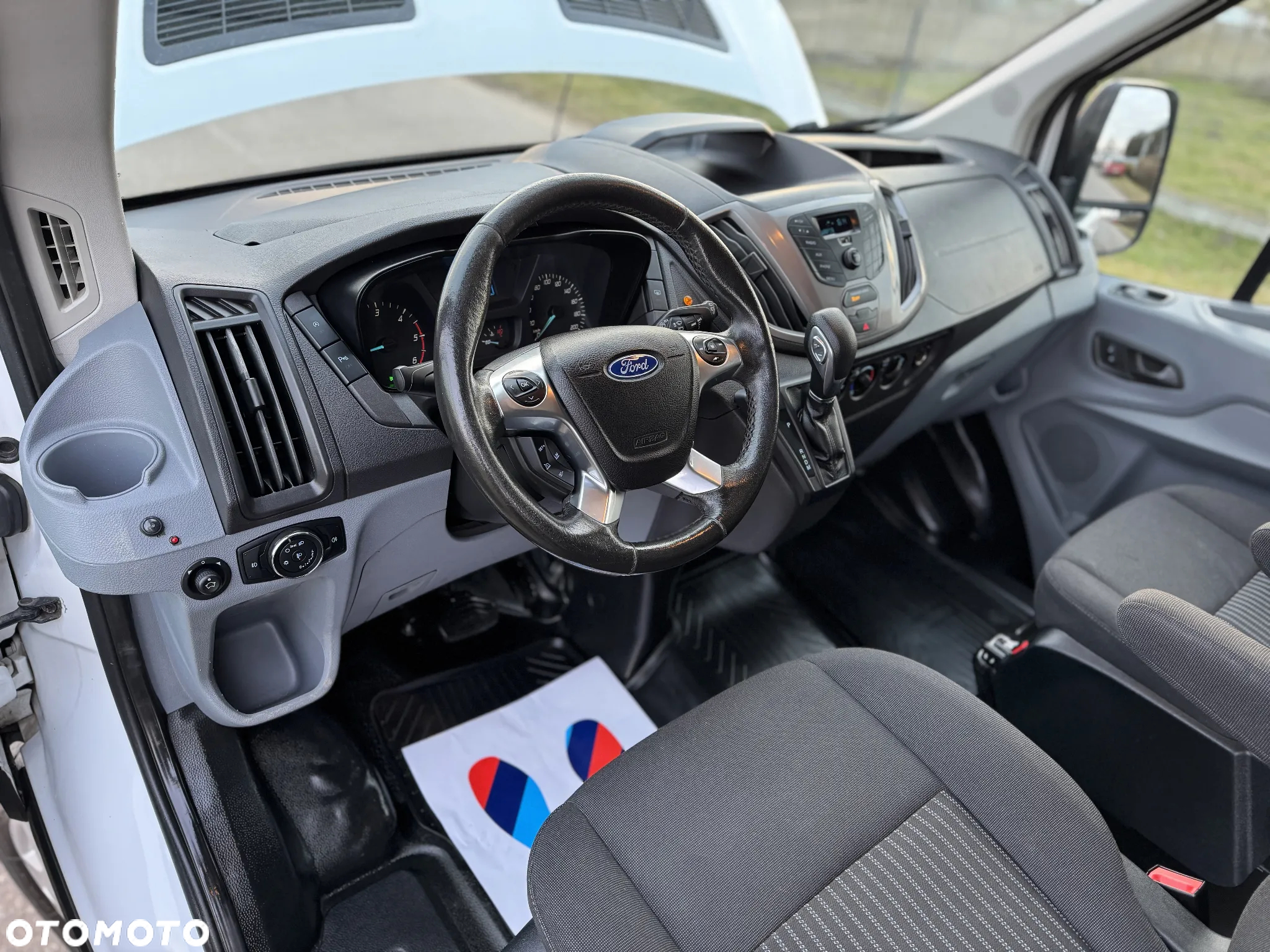 Ford Transit - 32