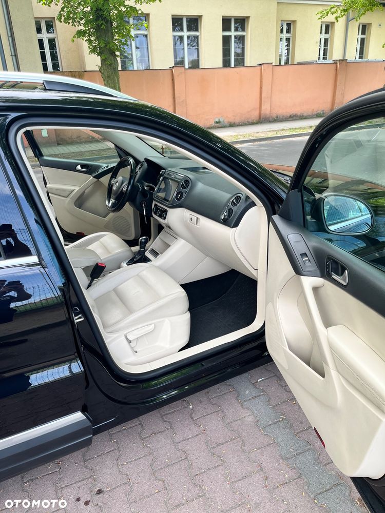 Volkswagen Tiguan - 11