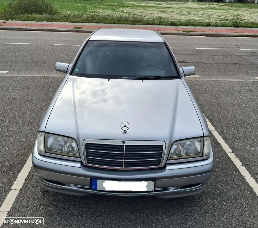 Mercedes-Benz C 180 Classic - 1
