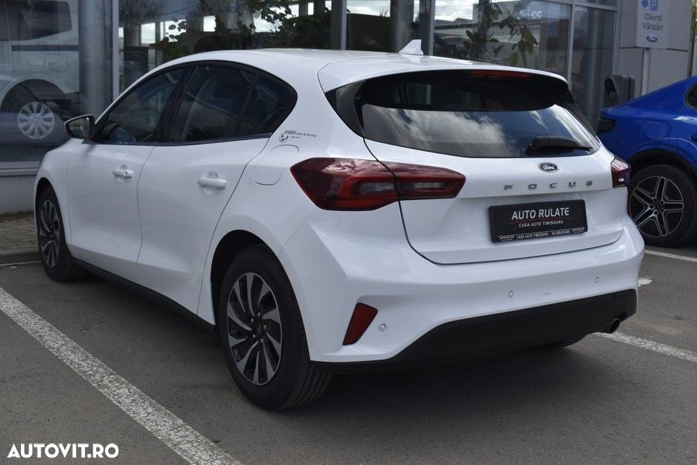 Ford Focus 1.0 EcoBoost 6MT MHEV Titanium - 7