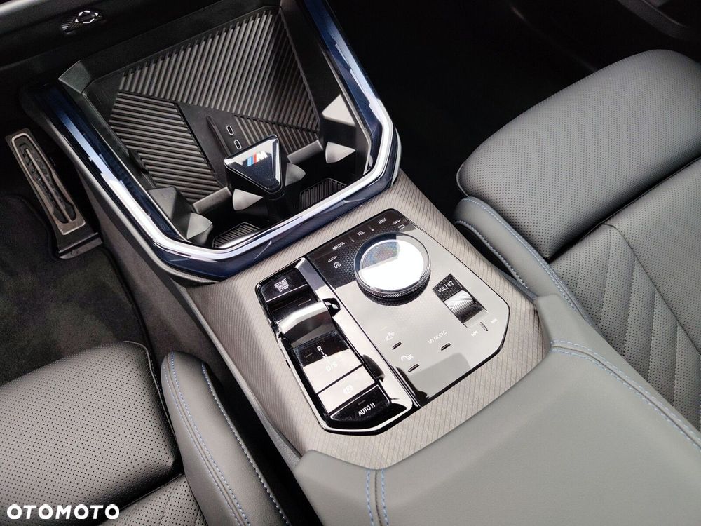 BMW X3 xDrive20 mHEV - 17