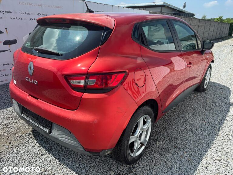 Renault Clio 1.2 16V 75 Expression - 4