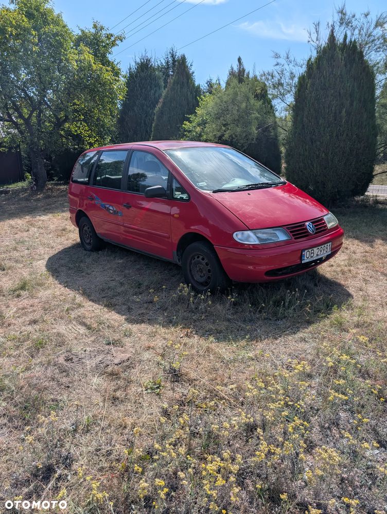 Volkswagen Sharan 1.9 TDI Basis - 2