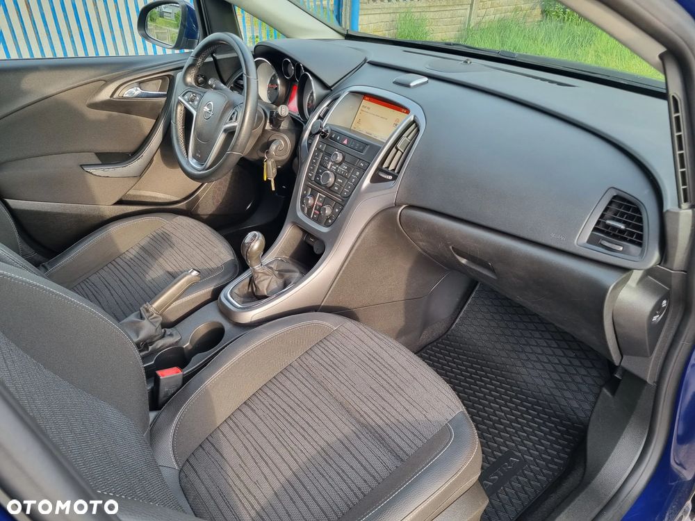 Opel Astra 1.6 ECOFLEX Start/Stop 150 Jahre - 23
