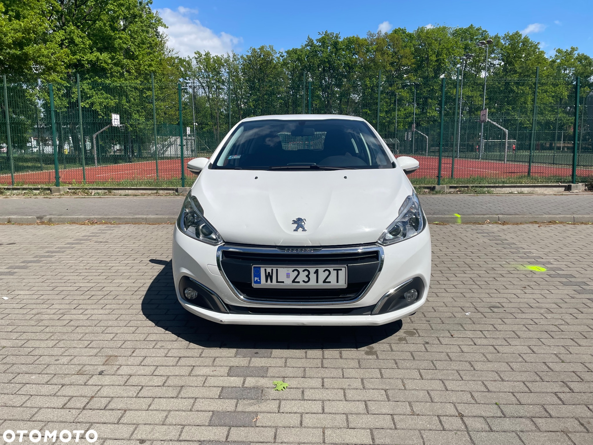 Peugeot 208 - 15