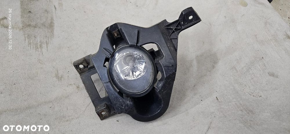 Kratka zderzaka grill nerka halogen lewy prawy ramka BMW seria 1 E87 2005r - 13