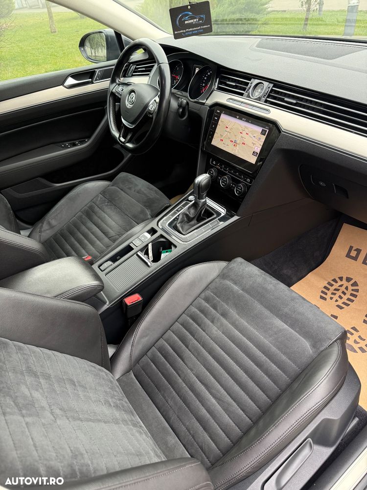 Volkswagen Passat Variant 2.0 TDI SCR DSG BlueMotion Highline - 14
