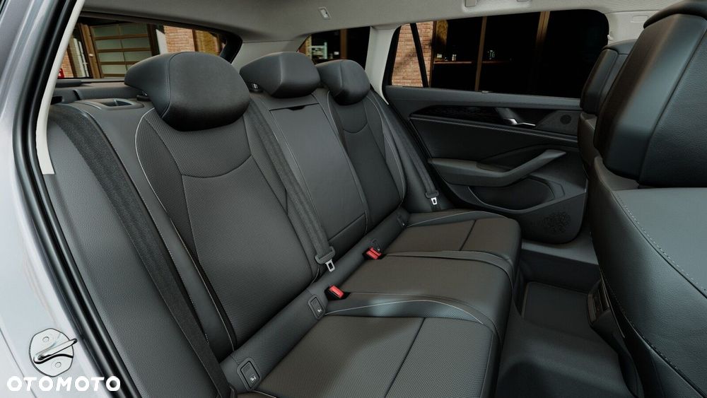 Volkswagen Passat - 13
