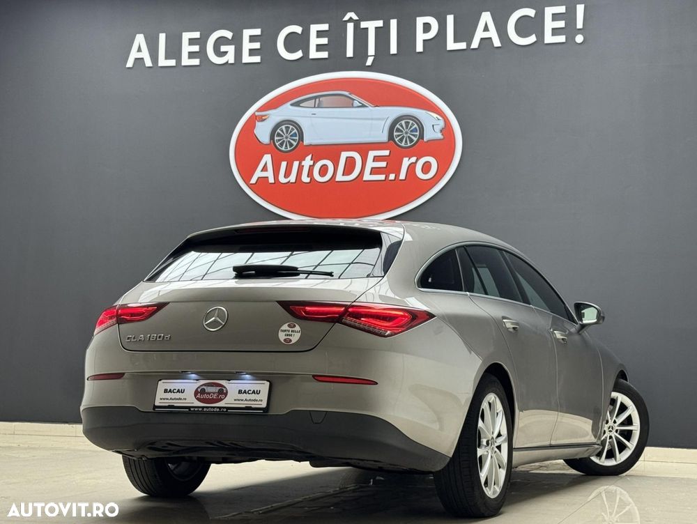 Mercedes-Benz CLA 180 - 4
