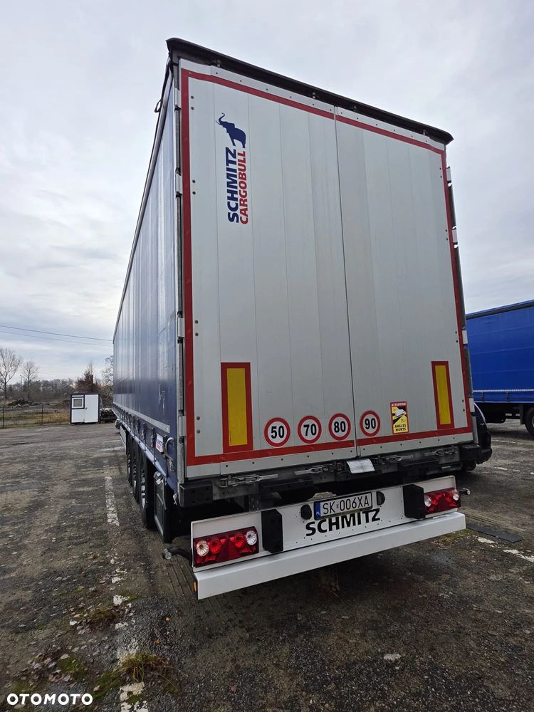 Schmitz Cargobull 3 - 4