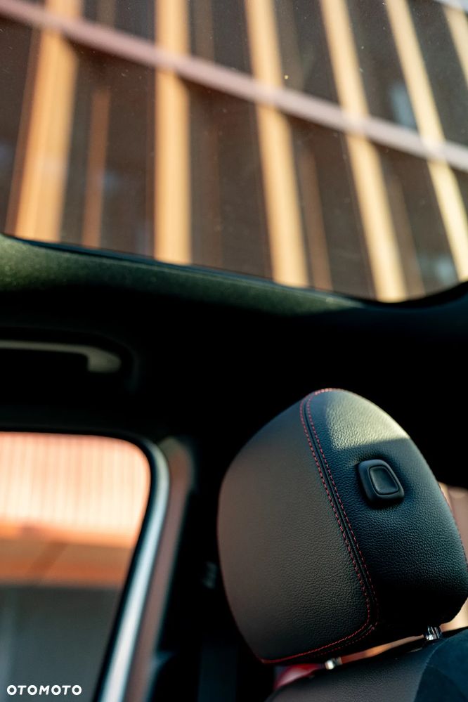 Mercedes-Benz GLA 200 mHEV AMG Line 7G-DCT - 12