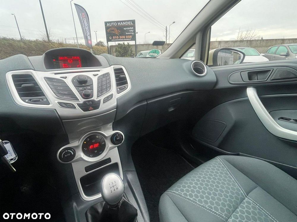 Ford Fiesta 1.25 Ambiente EU5 - 35