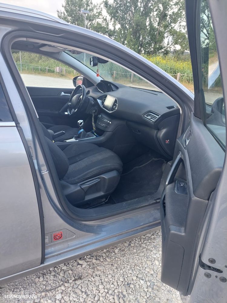 Peugeot 308 SW BlueHDi 120 Stop & Start Active - 8