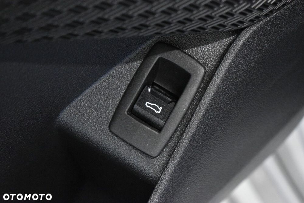 BMW X1 sDrive18i M Sport - 9
