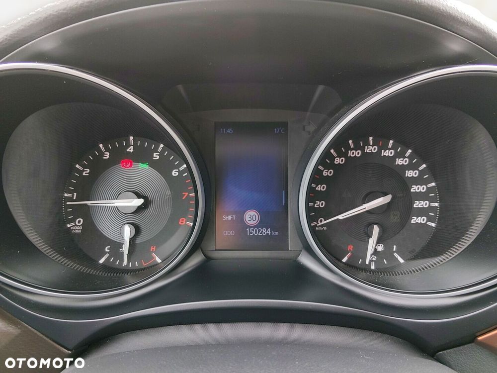 Toyota Avensis - 20