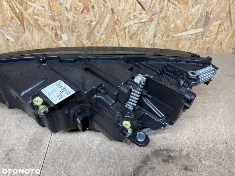 LAMPA PRAWA PRZEDNIA PRAWY PRZÓD FULL LED SKODA OCTAVIA 4 IV LIFT 5E4941036 - 9