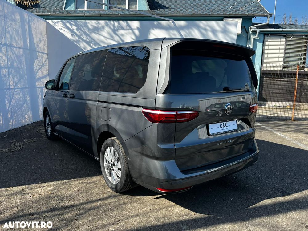 Volkswagen Multivan - 5