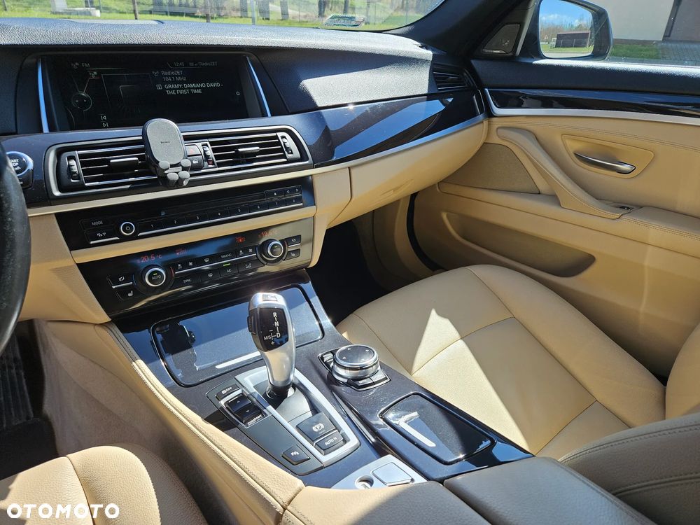 BMW Seria 5 520d - 13